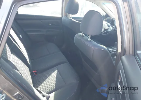 2017 Nissan Altima 2.5 S z USA, uszkodzony, nr VIN 1N4AL3AP5HN360636